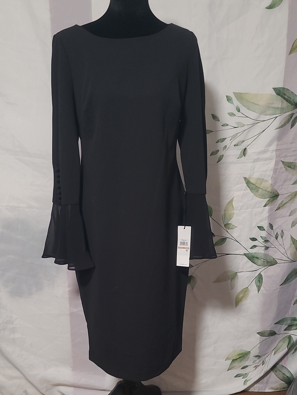Calvin Klein Black Long-Sleeve Bell Cuff Sheath Dress